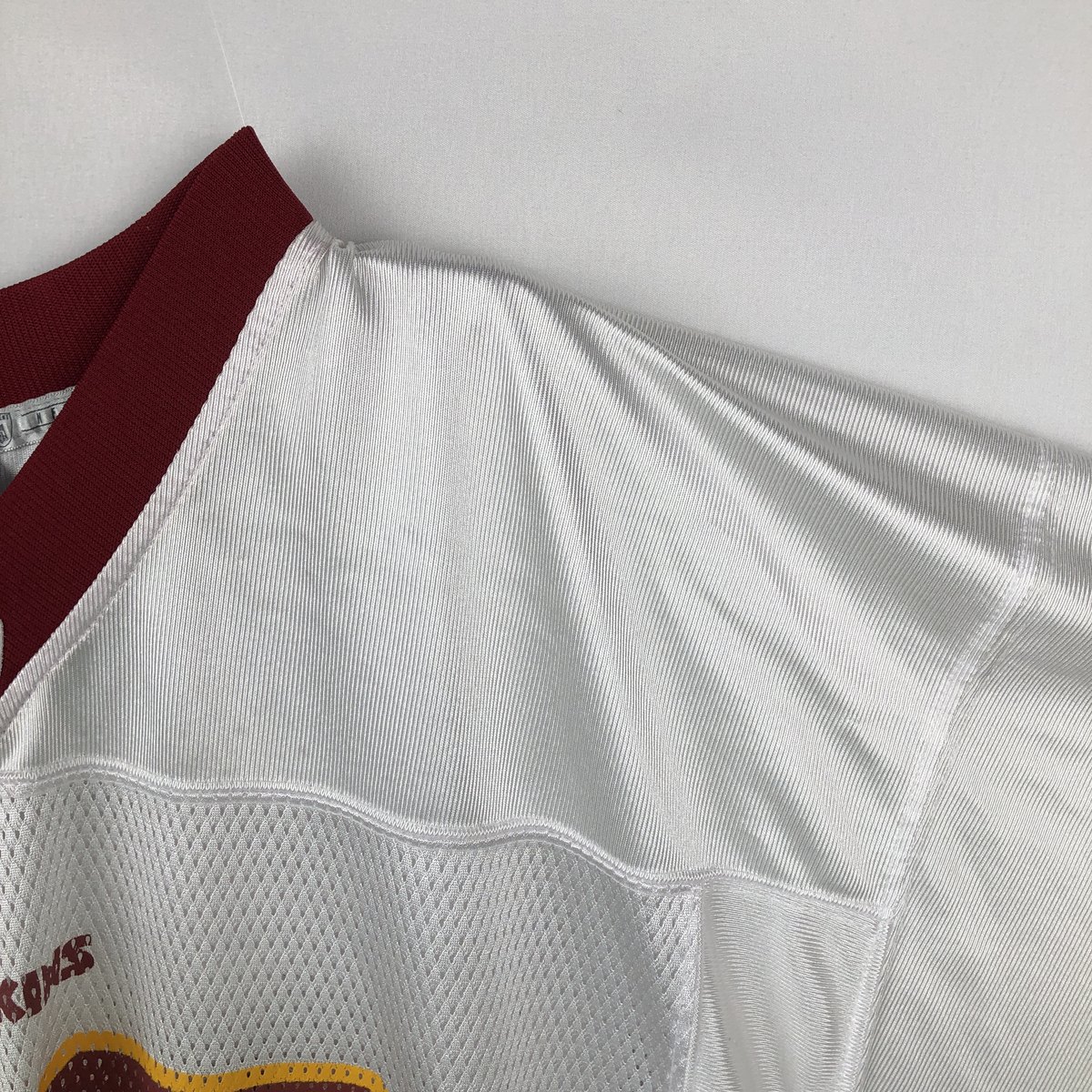古着 リーボック Reebok NFL WASHINGTON REDSKINS ワシントンレッドスキンズ Vネック メッシュ フットボール七分袖Tシャツ メンズL相当 /eaa474610 【中古】 【260808】