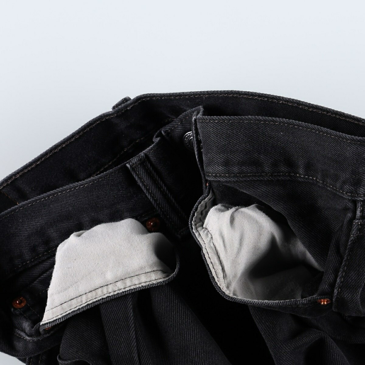 古着 リーバイス Levis 501-0660 ブラックデニム ストレートデニムパンツ メンズw33相当 /eaa668276 【中古】 【260822】