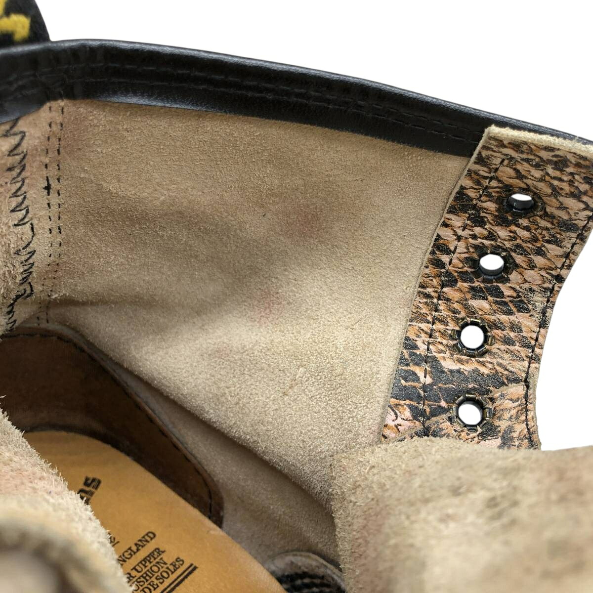古着 ドクターマーチン Dr.Martens 蛇柄 パイソン柄 8ホールブーツ 英国製 7 メンズ26.0cm相当 /saa014423 【中古】 【251215】 【CF2512】 【SS2606_10】